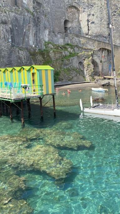 Sostaoplontina Casa Vacanza Torre Annunziata Εξωτερικό φωτογραφία